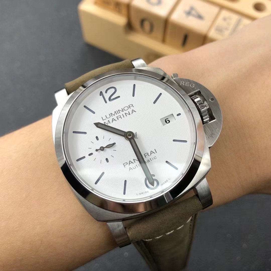 fake Panerai luminor watch PAM01394